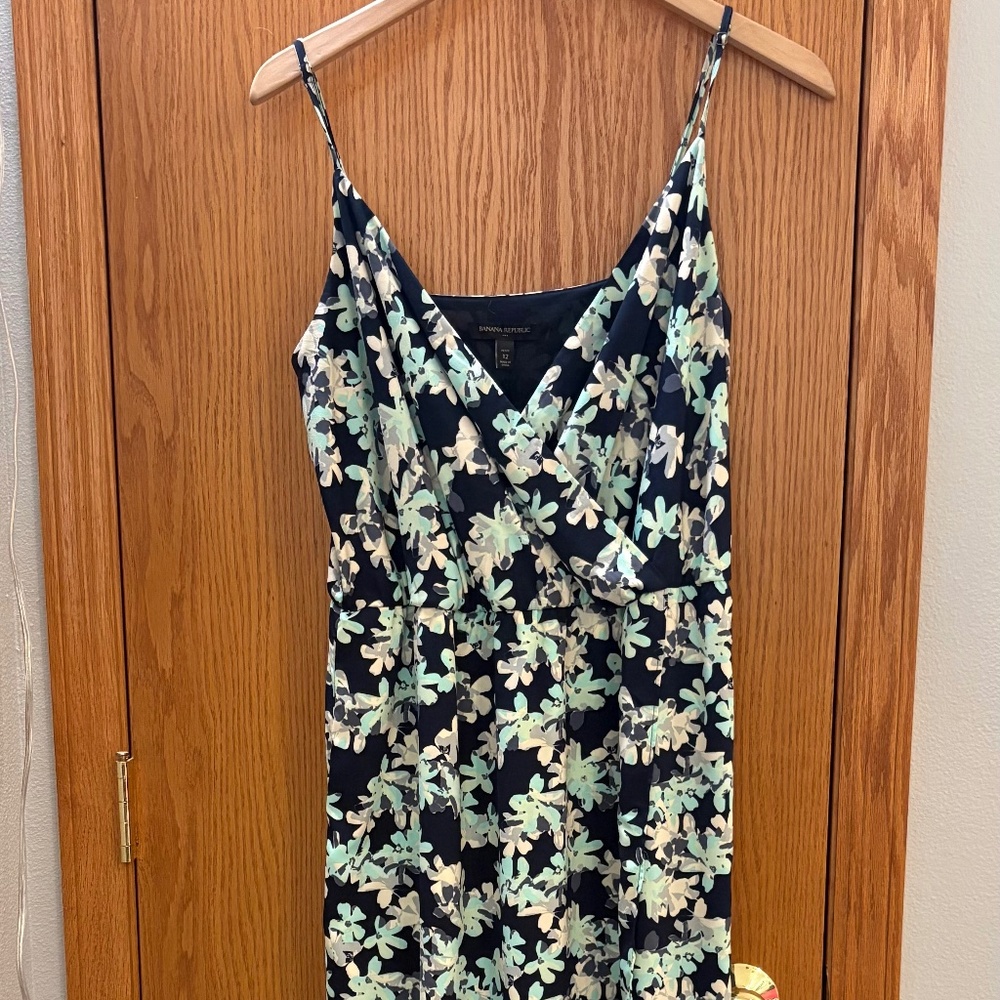 Banana Republic floral Maxi Dress size 12P
